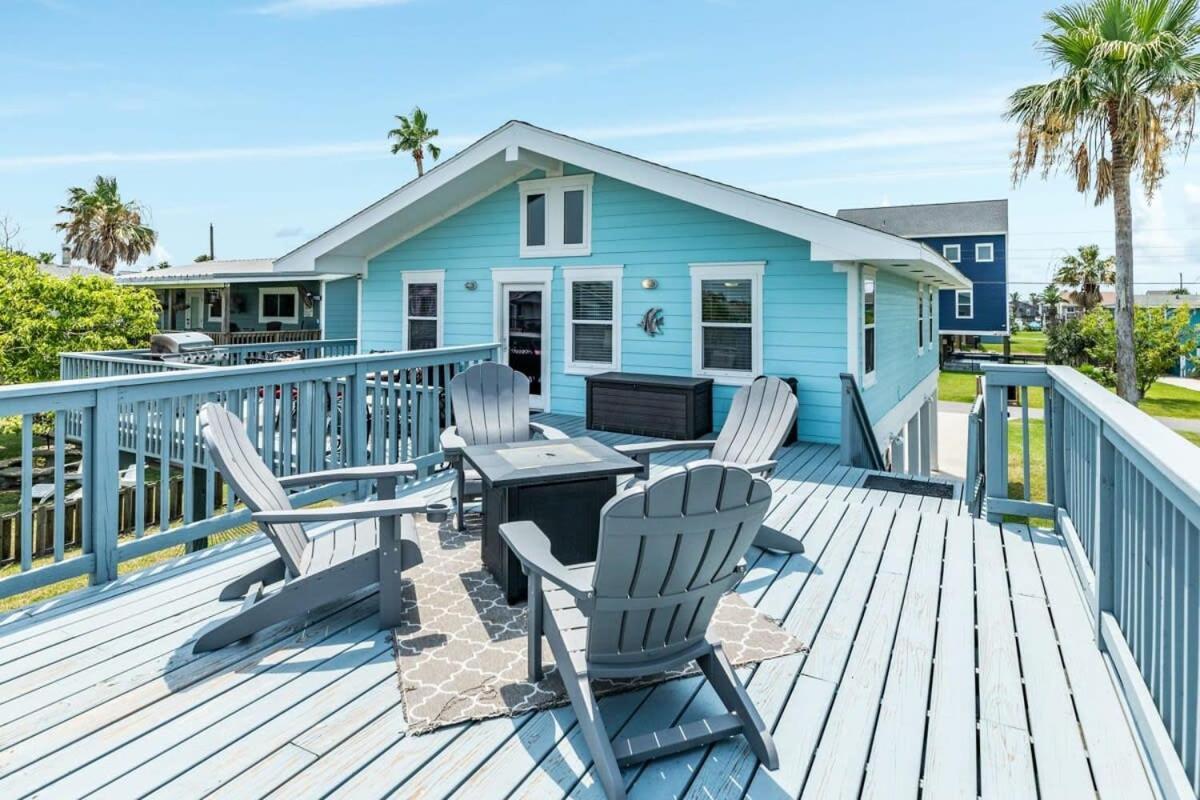 On The Water & Heart Of Jamaica Beach Villa Galveston Exterior photo