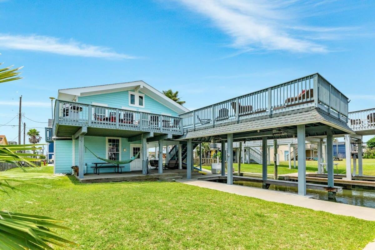 On The Water & Heart Of Jamaica Beach Villa Galveston Exterior photo